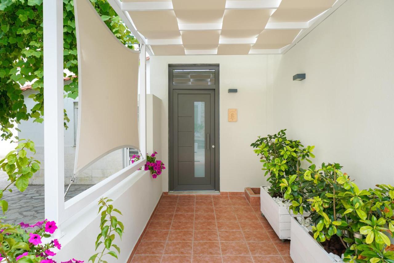 My Happy Place Potos Exterior foto