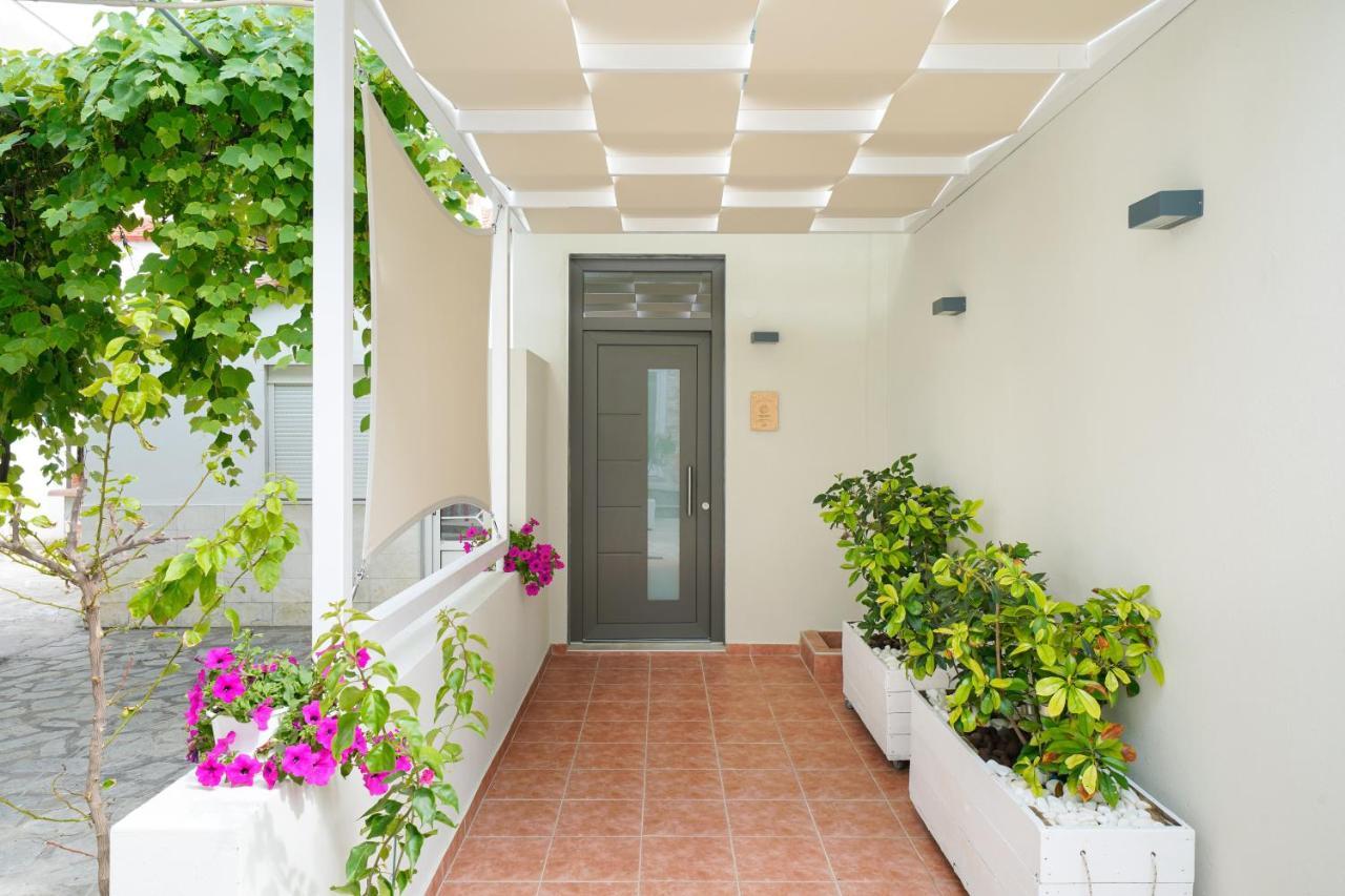 My Happy Place Potos Exterior foto